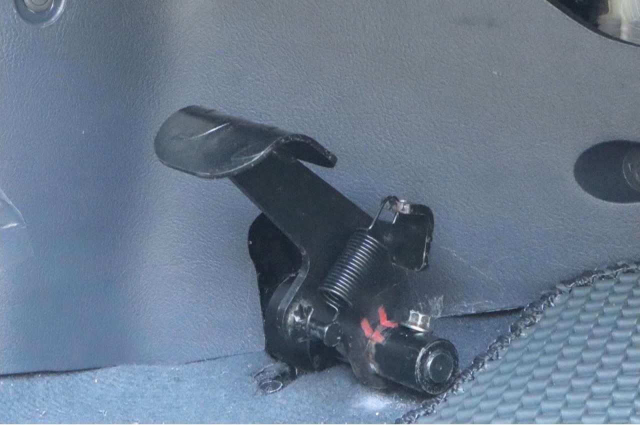 KIA FRONTIER K200 TẬP LÁI